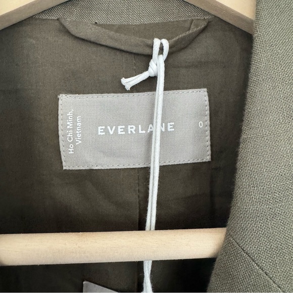 Everlane The Linen Oversized Blazer Kalamata Olive Green Two Button NEW - Picture 3 of 5